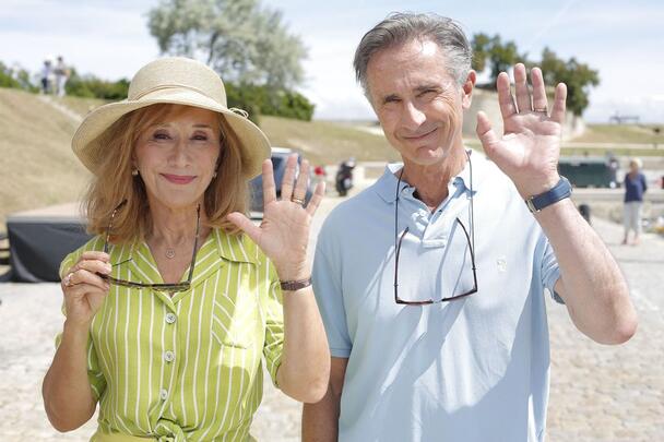 Ma famille t'adore déjà aka Ré - Week-end de pont