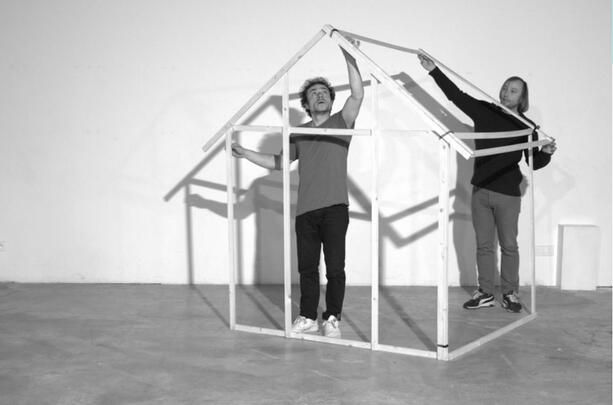 ABRI OU LES CASANIERS DE L'APOCALYPSE