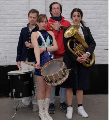 LA BANDE SUR LA LANDE